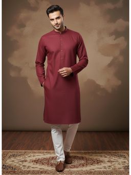 Sanwara - Maroon Textured Mandarin Neck Full Sleeves Kurta With Pyjama