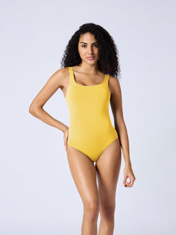 FEIER - Yellow Luxe Feel Low Back Bodysuit