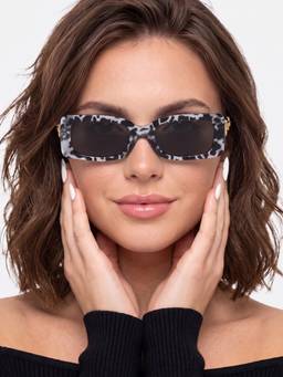 Twenty Dresses by Nykaa Fashion - Black Uv Protected Lens Sunglasses (DSTRSG00184)
