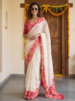 Akhilam - Womens Georgette Cream Printed Saree