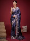 Navy Blue color option, Currently selected