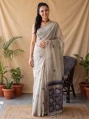 Beige color option, Currently selected