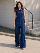 Navy Blue color option, Currently selected