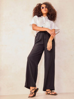 Outzidr - Black Textured Pull On Wide Leg Trouser