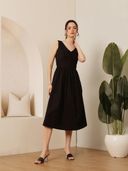 Black color option, Currently selected