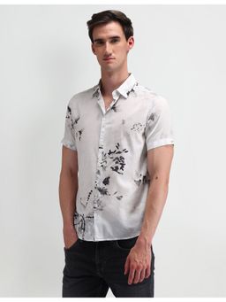 U.S. POLO ASSN. - Abstract White Half Sleeves Collar Neck Shirt