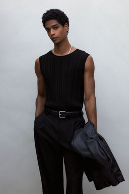 H&M - Men Black Slim Fit Ribbed Vest Top