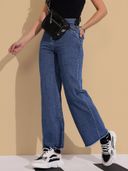 Blue color option, Currently selected