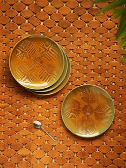 ExclusiveLane - Peacock Boulevard Hand-Engraved Ceramic Side Quarter Plates (Set of 4)