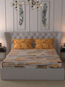 NEELA HOME - 200 TC Yellow Cotton Flat Bedsheet with 2 Pillow Covers (Queen)