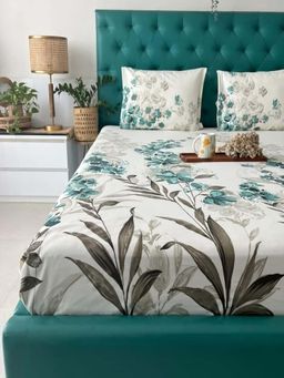 NEELA HOME - 200 TC Blue Cotton Flat Bedsheet with 2 Pillow Covers (Queen)