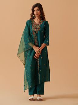 Gahan - Round Neck Embroidered Kurta with Pants & Dupatta