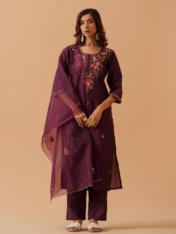 Gahan - Round Neck Embroidered Kurta with Pants & Dupatta