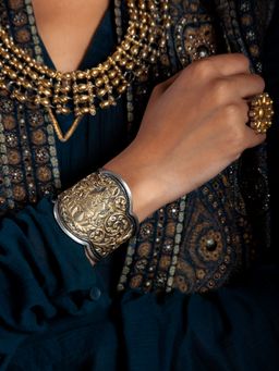 Neeta Boochra - 925 Sterling Silver Two Tone 22K Gold Plated Hindu Goddess Saraswati Bangle