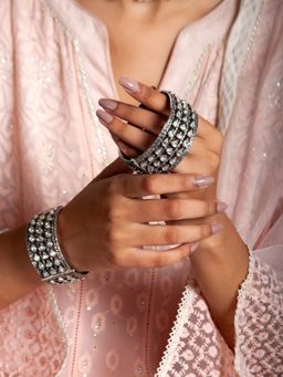 Neeta Boochra - 925 Sterling Silver White Kundan Bangle