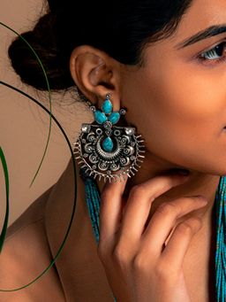 Neeta Boochra - 925 Sterling Silver Turquoise Gemstone Earring With Chacker Crystal & Kundan