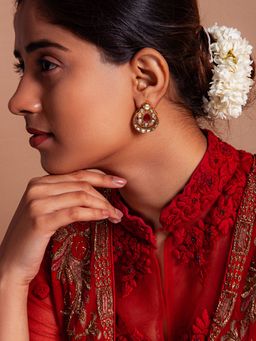 Neeta Boochra - 925 Sterling Silver 22K Gold Plated Ruby Gemstone Earring With White Kundan & Zircon