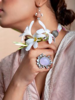 Neeta Boochra - 925 Sterling Silver Lavender Gemstone Ring With Pearl & Kundan