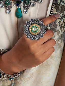 Neeta Boochra - 925 Sterling Silver Two Tone 22K Gold Plated Turquoise & White Kundan Ring