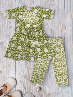 Bella Moda - Olive Cotton Woven Floral Printed Kurta with Pant