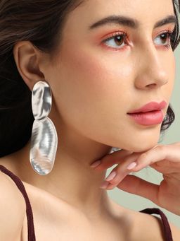 Sohi - Women Silver Oblong Drop Earrings