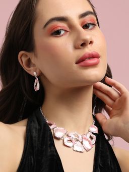 Sohi - Women Pink Textured Jewellery Set