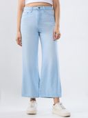 Blue color option, Currently selected