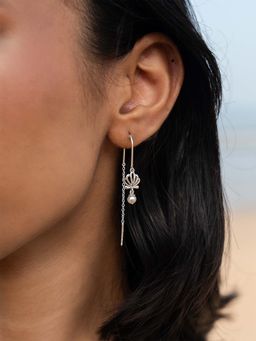 Shaya by CaratLane - Pearl Of My Eye Sui Dhaga Earrings In 925 Silver