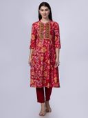 Red color option, Sold out, Currently selected