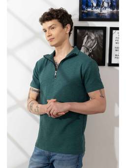 GRITSTONES - Men Green Textured Cotton Zipper Polo T-Shirt
