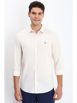 Allen Solly - Men Cream Slim Fit Solid Full Sleeves Casual Shirts