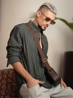 Campus Sutra - Men Army Green Edge Lined Half Placket Stripes Shirt