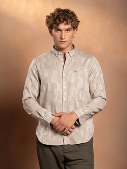 Campus Sutra - Men Sand Beige Weave Block Regular Shirt
