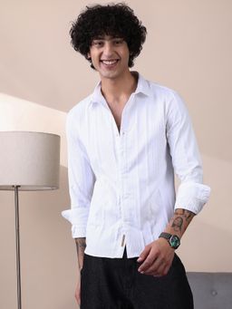 Campus Sutra - Men Chalk White Unbalanced Ridge Relaxed Shirt