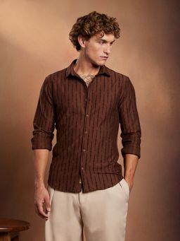 Campus Sutra - Men Chocolate Brown Tassel Weave Shirt
