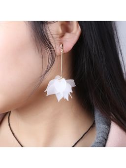 Amorenmore - Swan Petal Whisper Earrings