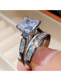 Amorenmore - Twin Radiance Bridal Rings Set