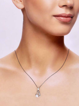 Kai Jewel - Sterling Silver Solitaire Heart Love Pendant with Chain