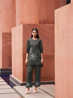 KAFTANIZE - Charcoal Color Embroidered- Thread Work Co-ord (Set of 2)