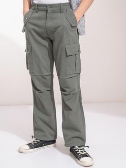 HIGHLANDER - Men Grey Solid Straight Fit Cargos