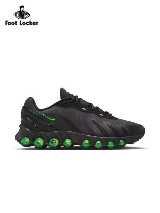 Nike Men Air Max Dn8 Sneakers