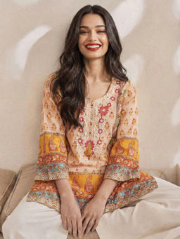 the AMANI store - Women Peach Floral Paisley Cotton Lawn Straight Kurti