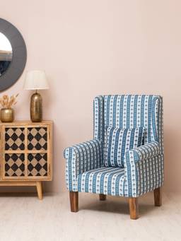 THEGASBH - WING CHAIR WITH PRINTED UPHOLSTERY AND WOODEN LEGS