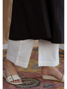 The Indian Ethnic Co. - White Poplin Cotton Pant
