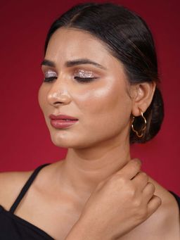 Niscka - Gold-Plated Anti-Tarnish Floral Fancy Hoop Earrings