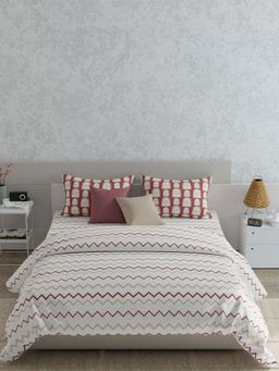 MYTRIDENT - Utsav Jharokha Red Queen Bedsheet & 2 Pillow Covers