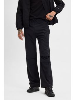 Snitch - Men Black Solid Cargo