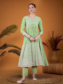 KVS FAB - Women Green Georgette Embroidered Kurta with Pant (Set of 2)