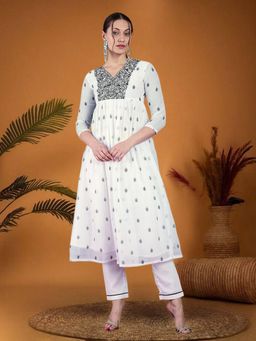 KVS FAB - Women White Silk Blend Embroidered Kurta with Pant (Set of 2)