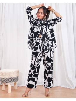 Sivaka India - Black and White Chic Cotton Co-Ord (Set of 2)